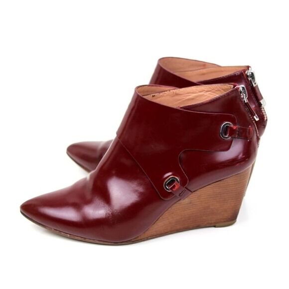 VINCE CAMUTO RED BROWN GENUINE LEATHER POINTED TOE WEDGE ZIP WOMEN BOOTIES 6M 36 - Picture 5 of 11